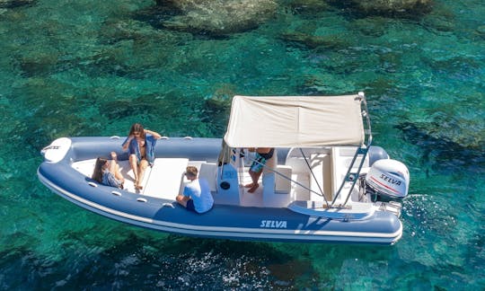 Alquile un 2018 Gommone 680 RIB en Sorrento, Italia para 12 personas