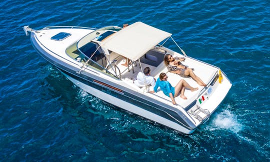 Rent a 2000 Clipper Bowrider in Campania, Italy for 6 person
