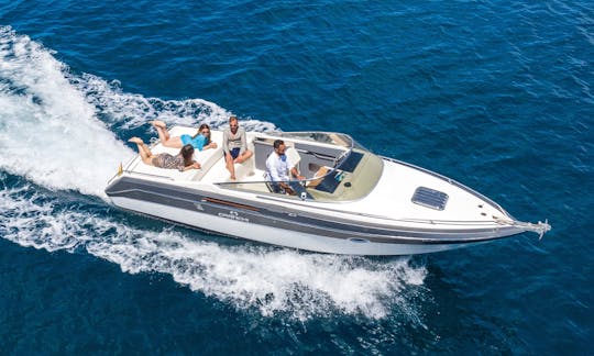 Rent a 2000 Clipper Bowrider in Campania, Italy for 6 person