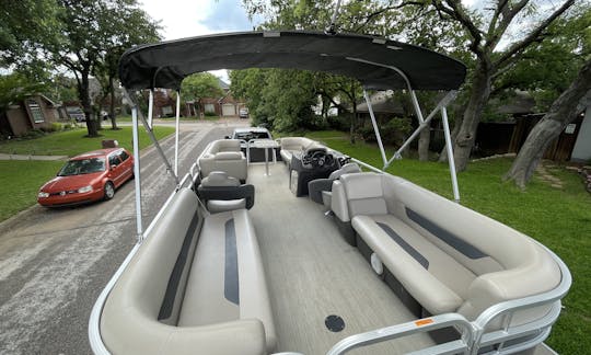 3 Day Minimum** 2019 Princecraft Vectra 23 XT Pontoon Boat | Lake Texoma