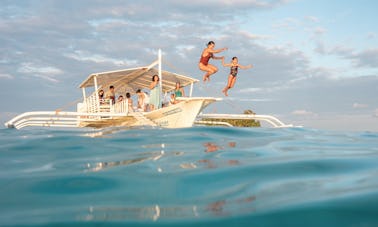 Cruzeiro de barco 'Galatea' Outrigger na Ilha de Siargao