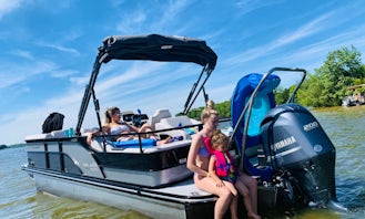 Brand new 2021 luxury Tri-Toon on Old Hickory Lake