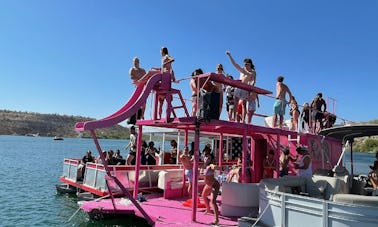 Location d'une péniche de fête Pink Taco de 40 pieds avec capitaine ! Planifiez votre prochain événement ou fête !