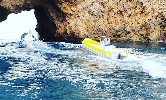 Barco inflável Gommo 500 em Estartit (Costa Brava) Alugue com ou sem licença!