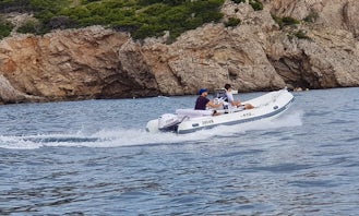 Rent Selva Marine 470 Powerboat in Estartit (Costa Brava)- Rent with or without license!
