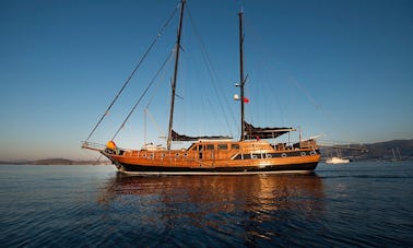 CAPRICORN This wonderful luxury gulet is 27 meters long and for 11 people