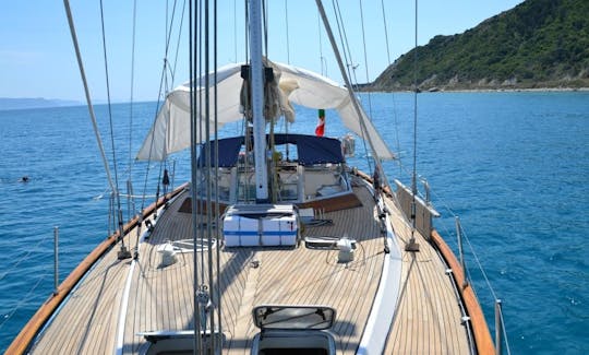 Sailing Boat Primadonna in Trapani