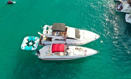 44' Riqueza Intermarine Motor Yacht Charter in  Angra dos Reis, Brazil