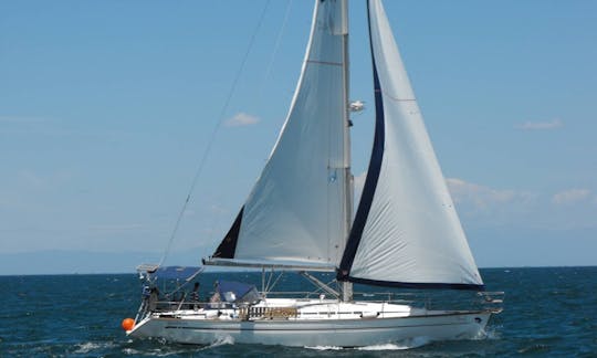 Bavaria 40' Sailboat for Charter in Halkidiki