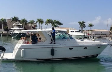 40' Tiara Motor Yacht Charter In La Romana