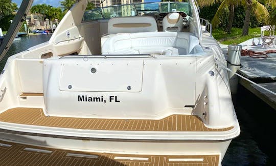 Sporty and Luxurious Sea Ray Sundancer 45' Motor Yacht in Miami, Florida