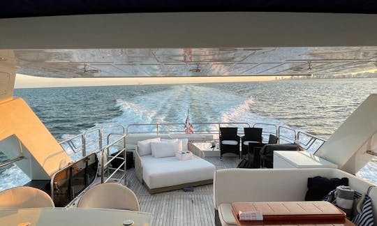 The Cabana: lujoso yate a motor Sunseeker de 86 pies en el sur de Florida