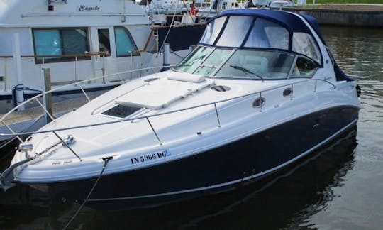 32ft SeaRay Sundancer for Charter in Chicago