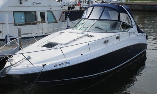 SeaRay Sundancer de 32 pieds à louer à Chicago