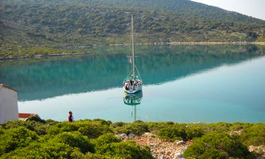 Beneteau Oceanis 38.1 Sailboat Charter in Volos, Greece