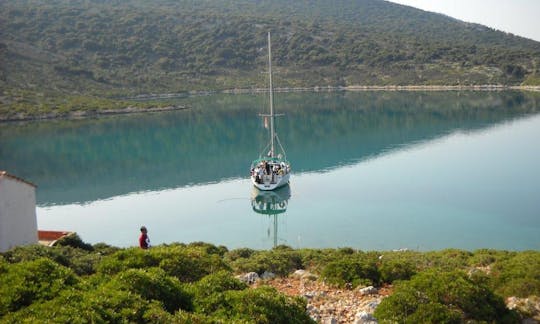 Beneteau Oceanis 38.1 Sailboat Charter in Volos, Greece