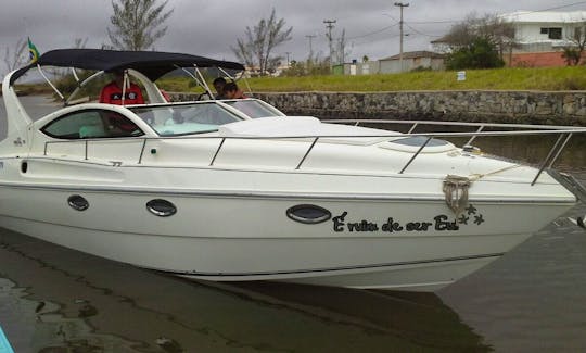 31' Camarote Real Speedboat Rental in Armacao dos Buzios, Brazil
