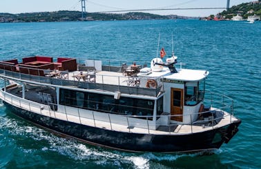 2011 Custom Motor Boat Rental in İstanbul