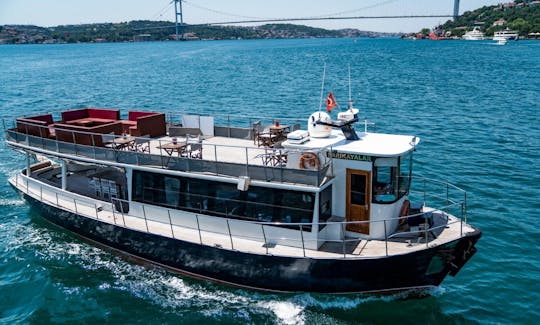 Aluguel de barcos a motor personalizados em 2011 em Istambul
