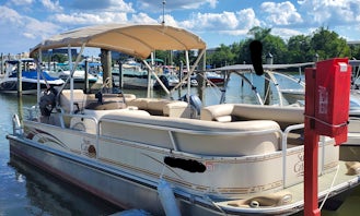 G3 Suncatcher 23ft Pontoon Boat for Rent in Washington, District of Columbia