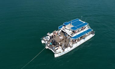 Location de catamaran à moteur Mar Grande à Armacao dos Buzios, Brésil