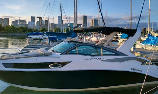 29ft Eva Focker Motor Yacht Rental in Rio de Janeiro, Brazil