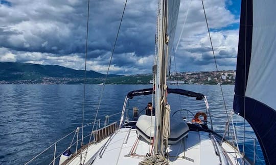 2003 Bavaria 44ft Cruiser Sail Boat for Charter in Rijeka