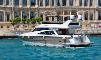 12 People Motor Yacht for Charter in İstanbul