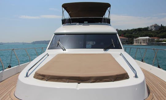 12 People Motor Yacht for Charter in İstanbul