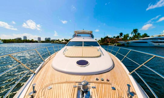 Rent a Luxury Yachting Experience! 70' Azimut (2)