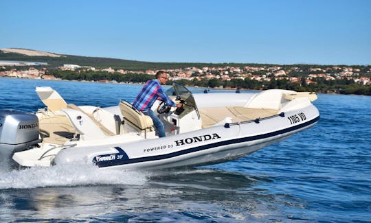 8 People Marlin 20 Inflatable Boat in Trogir!