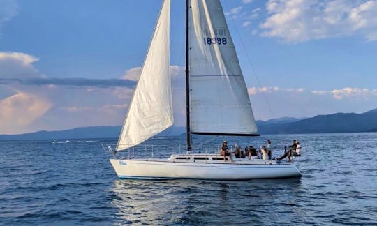 Public Afternoon Sailing Cruise in South Lake Tahoe, California