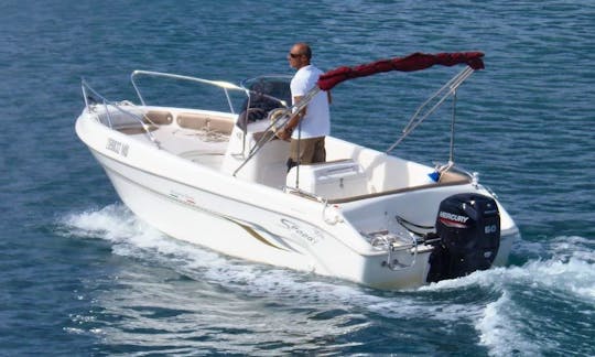 Enjoy Speedy Evo 540 Powerboat In Murter