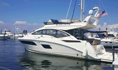 Alquiler de yate Sea Ray Flybridge de 45 pies para 12 personas en Long Branch, Nueva Jersey