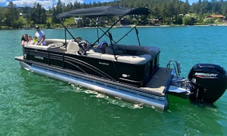 Harris Sunliner 230 Luxury Pontoon on Flathead Lake