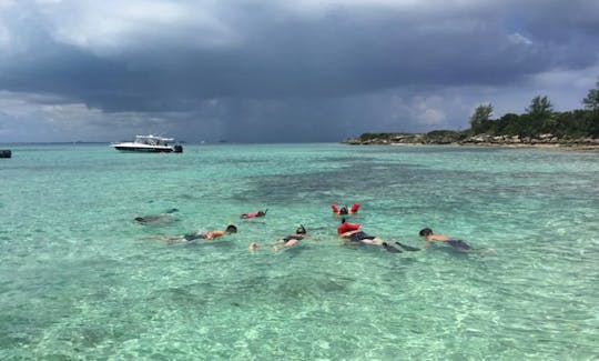 Excursão de mergulho com snorkel e console no Cruise Center em Nassau