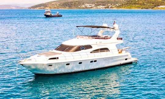 Custom Motor Yacht for Daily Swimming Tour in Muğla