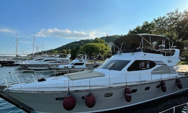 Yacht de luxe pour 15 personnes à Istanbul