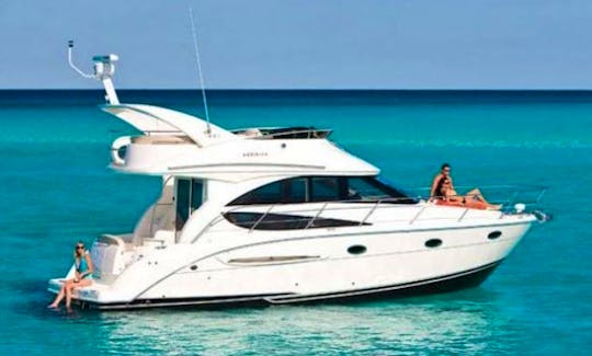 Meridian 40' FLYBRIDGE Luxury Yacht!  (ALL INCLUSIVE- No Hidden Charges). Dine, Tour, Party, Relax and Enjoy the waters of South Florida