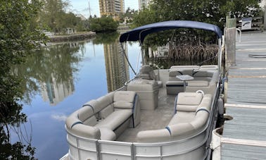 28ft Spacious Pontoon