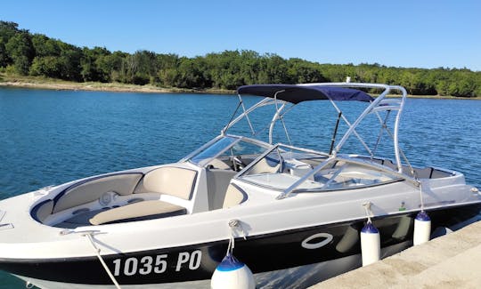 25ft Bayliner 249SD 300Hp Day Trips!