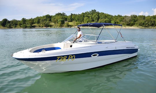 249SD Bayliner 300Hp Powerboat for Rent in Croatia