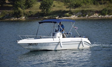Motorboat Holiday 19 Open 80hp for Rent in Croatia