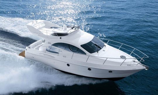 Luxury Azimut 39 Yacht Charter in Porto