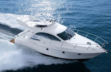 Luxury Azimut 39 Yacht Charter in Porto