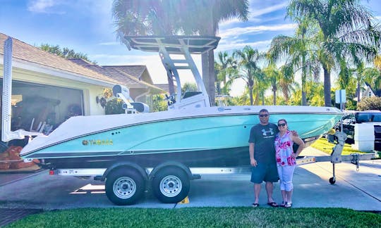 Inshore Yamaha 21' FSH Center console fishing, touring jet boat in Cape Canaveral, Florida