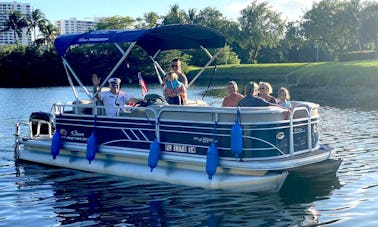 2023 Luxury Pontoon Party Boat for Rent in Hollywood, Florida