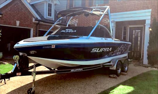 2008 Supra V21 Launch Wakeboat for Charter on Lake Grapevine