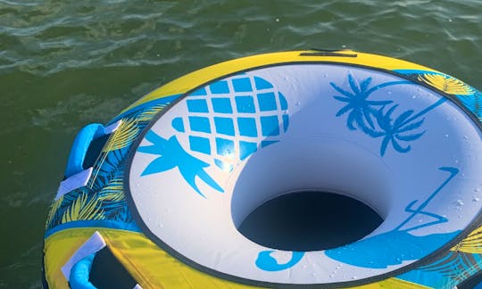 Tube to be pulled by jet ski
