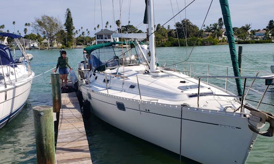 Enjoy the the wonderful and famous Florida sunset on our Beneteau 40 Sailboat for Rent in Tierra Verde